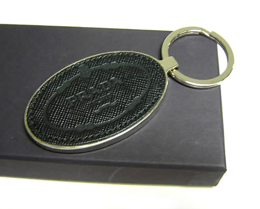 Prada emblem leather plate key ring,black ( PRADA  Accessories ) 
