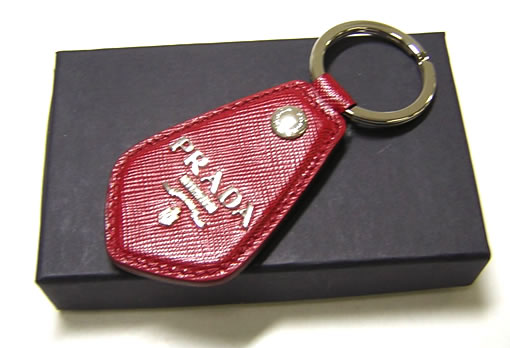 Prada logo key ring, ruby ( PRADA  Accessories ) 