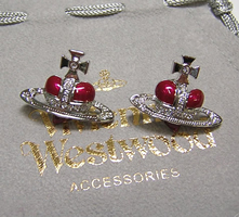 ���B���B�A���E�G�X�g�E�b�h�@ VIVIENNE WESTWOOD