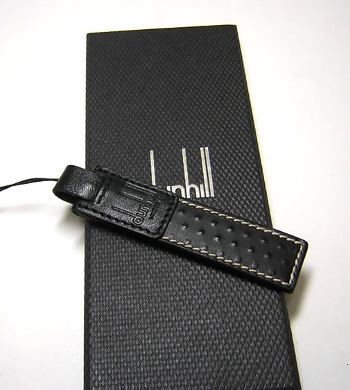 【美品】ダンヒル ダンヒル ] ADV8 携帯ストラップ - D-884
