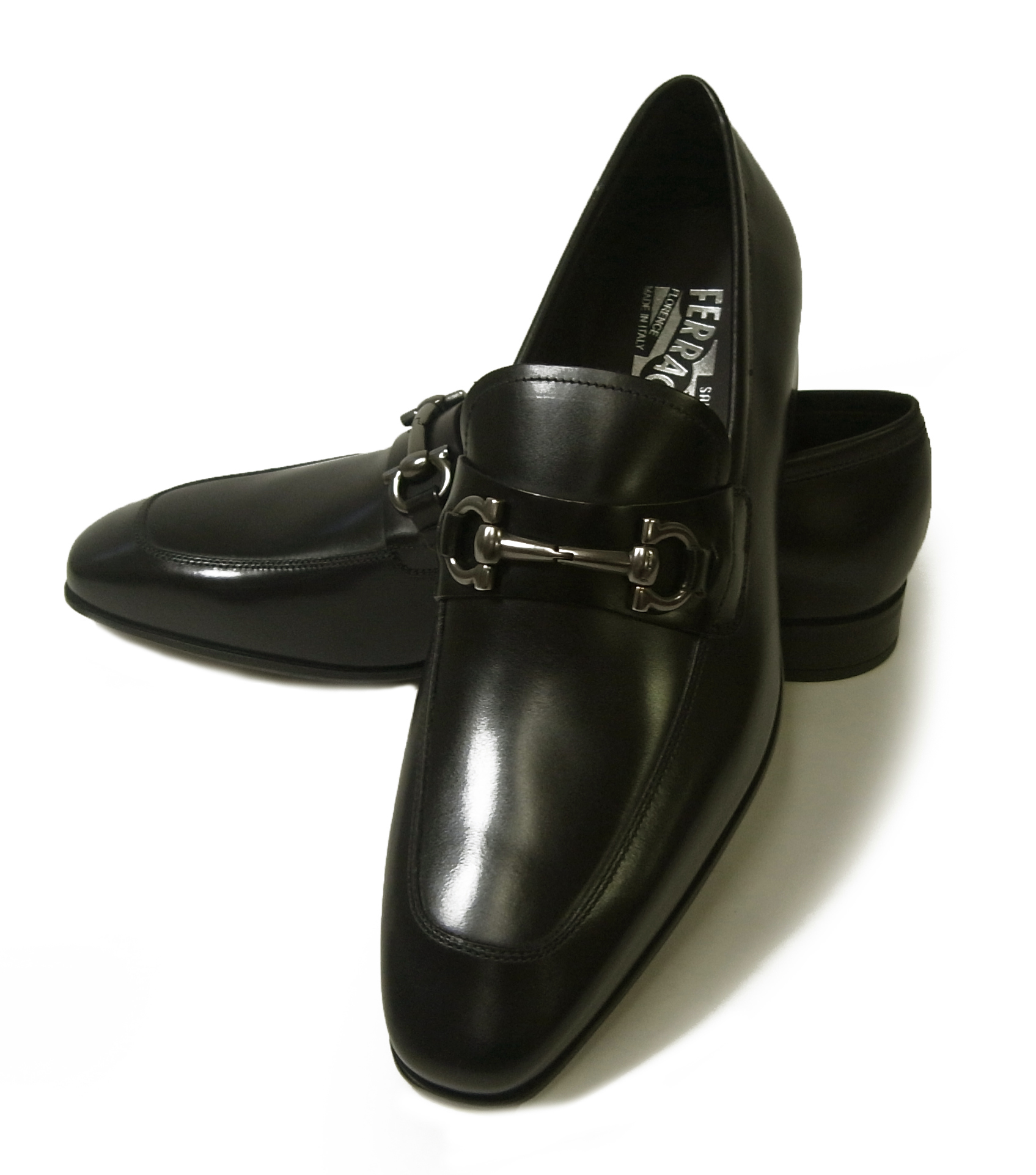 サルヴァトーレフェラガモ 靴 モカシンシューズ メンズ レザー ビジネス ブラック 7サイズ（日本サイズ約25.5cm） GIANT の通販