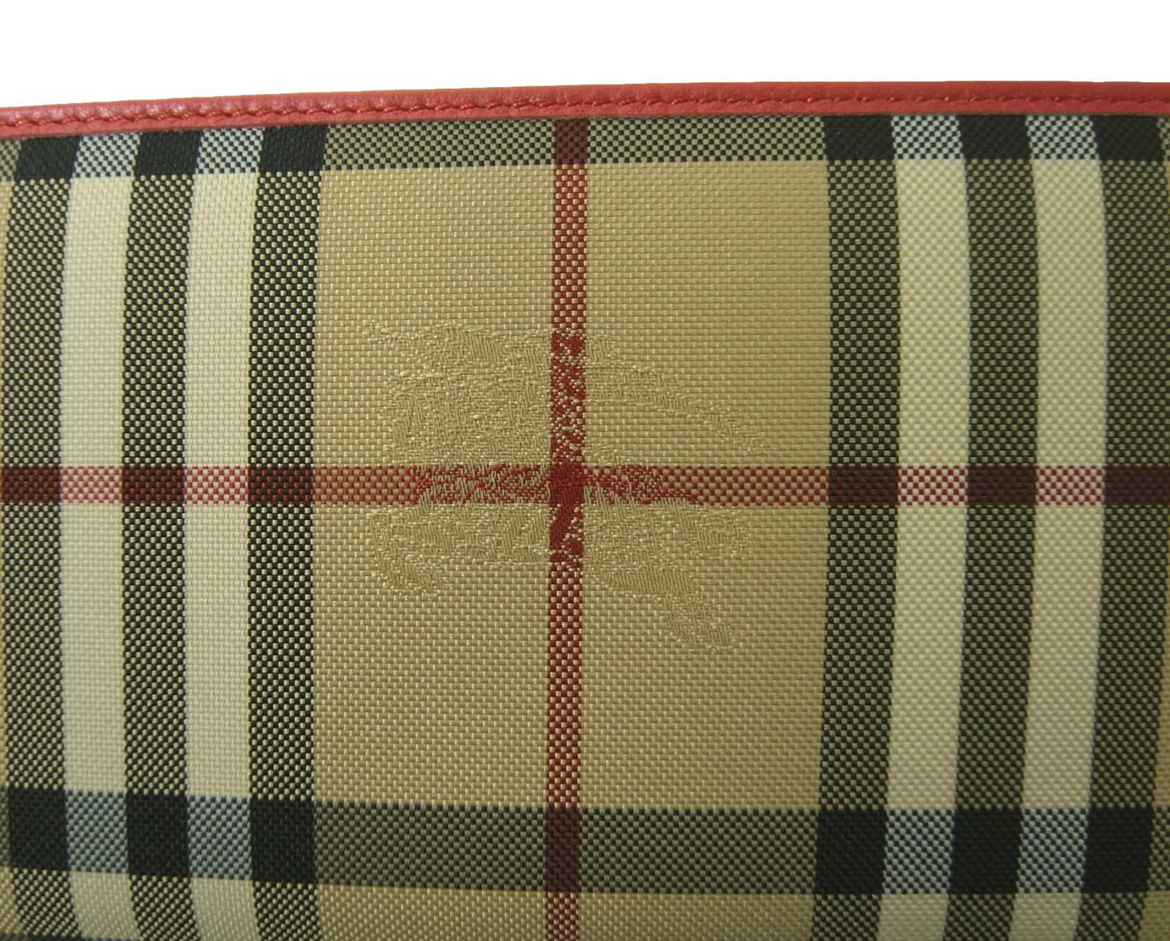 Burberry 財布 レディース ピンク Iucn Water Burberry 財布 レディース ピンク Iucn Water