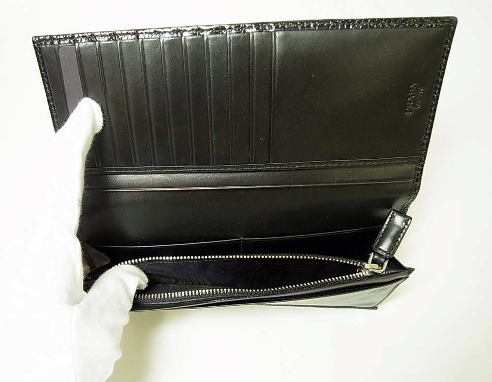 [ プラダ ] 長財布 クロコ型押しレザー 二つ折 （ブラック） - P-4211