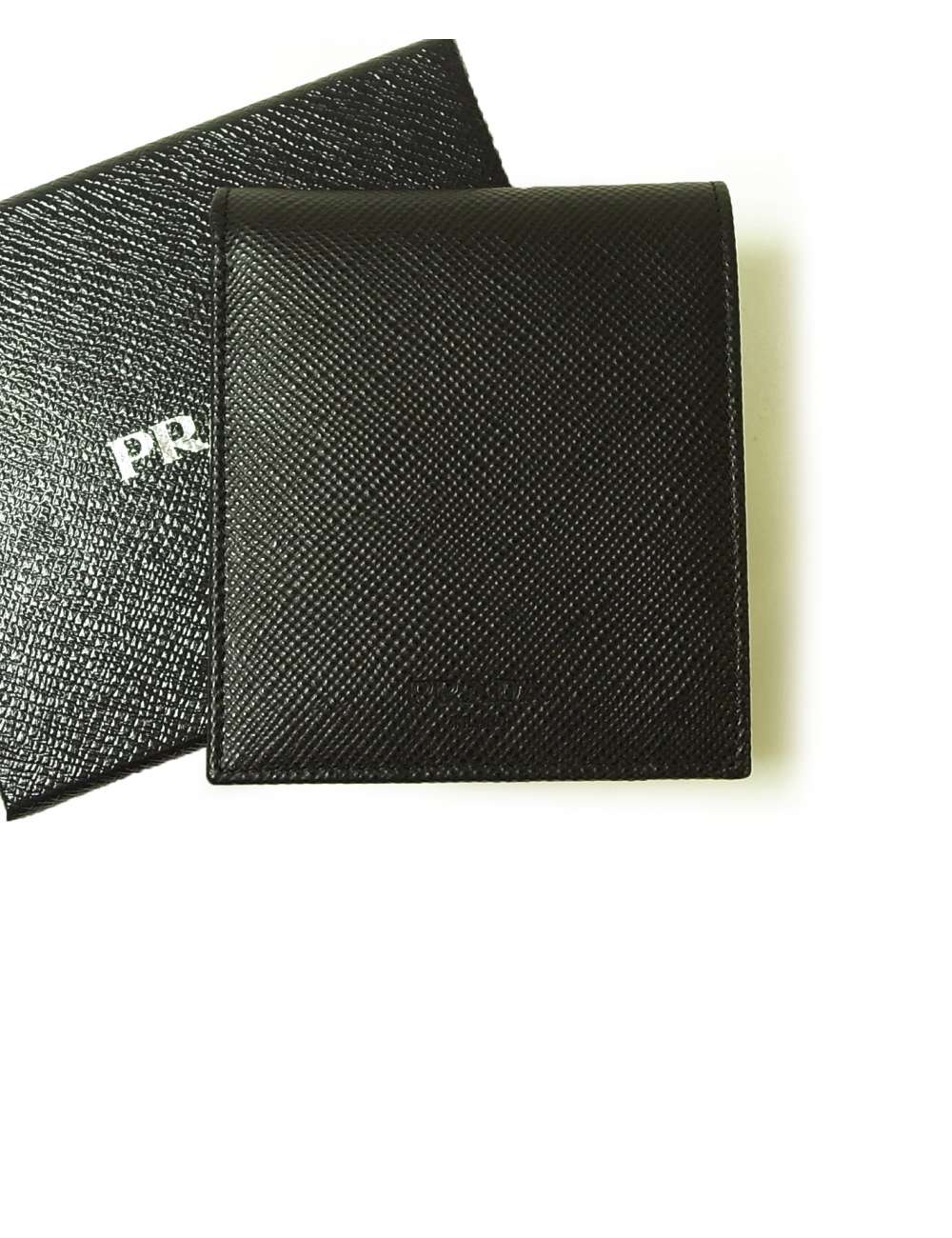 プラダ 財布 サフィアノレザー 二つ折 （ブラック） - インポートブランドショップPiazza