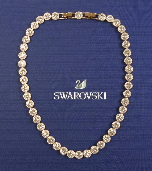 swarovski オールアラウンドネックレス