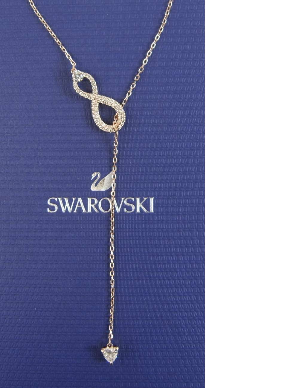 Swarovski Infinity ネックレス