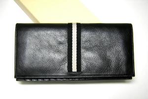 No.2 二つ折長財布（ブラック）