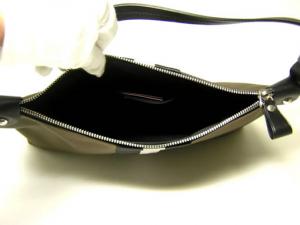 No.5 CASHMIA セミショルダーバッグ(カーキ)