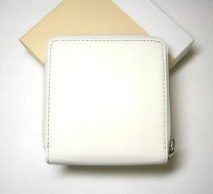 No.3 ラウンドファスナー財布（ホワイト）