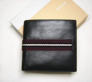  バリー 二つ折財布（ブラック） MainPhoto