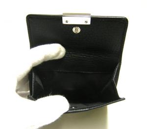 No.4 二つ折財布（ブラック）