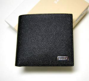  バリー 二つ折財布（ブラック） MainPhoto