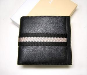  バリー 二つ折財布（ブラック） MainPhoto