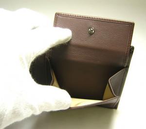 No.5 レオーニ　二つ折財布（モカ）