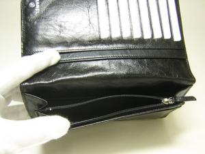 No.6 ヴィンテージカーフ　二つ折長財布（ブラック）