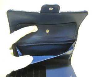 No.5 パンチングカーフ　三つ折長財布（ネイビー）