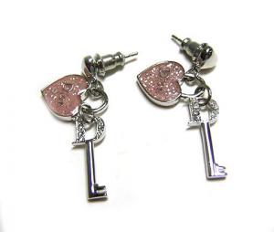 No.2 アクセサリー ハートDiorカデナキーピアス(ピンク)