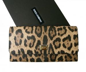 DOLCE & GABBANA レオパードプリントロゴプラーク二つ折り財布 DOLCE & GABBANA レオパードプリントロゴプラーク二つ折り財布