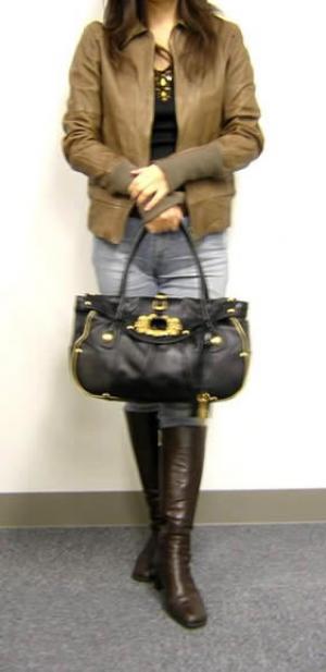 No.8 ヴィクトリアンプレート フラップショルダーバッグ(ブラック)