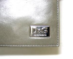 No.2 D&G  シュリンクレザー　二つ折財布（グレー）