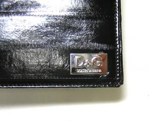 No.2 D＆G  レザー二つ折財布（札入れ）（ブラック）
