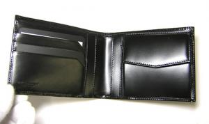 No.4 二つ折財布（ブラック）