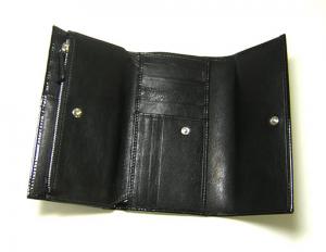 No.4 D＆G　三つ折長財布（ブラック）