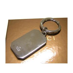 No.2 グッチシマモノグラムプレートチャームキーホルダー（アンティークレッド）