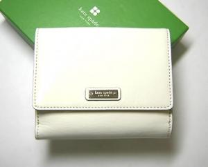  ケイトスペード LINCOLN ROAD LISA 二つ折財布（クリーム） MainPhoto