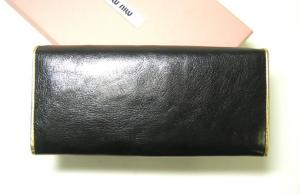 No.2 カプレットナッパ  二つ折長財布（ブラック）