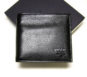  プラダ セルヴォレザー　二つ折財布（ブラック） MainPhoto