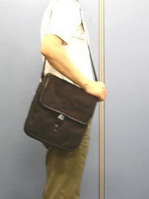 No.6 メンズショルダーバッグ（ブラック）