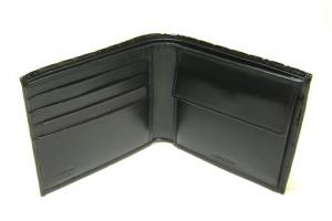 No.5 クロコ型押しエナメルレザー　二つ折財布（ブラック）