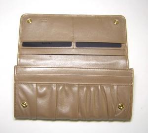 No.3 ナッパゴーフル　二つ折長財布（ブロンドモルドーレ）