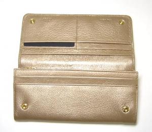 No.3 ヴィテロダイノレザー　二つ折長財布（ブロンドモルドーレ）