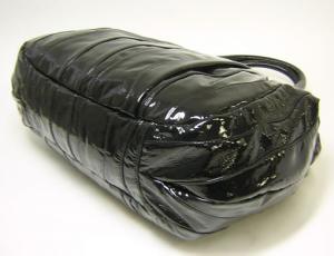No.4 ヴェルニーチェショルダーバッグ（ブラック）