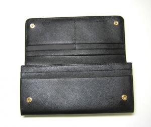 No.3 サフィアノレザー　二つ折長財布（ブラック）