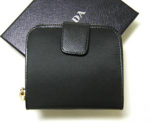 No.2 テスート　ラウンドファスナー財布（ブラック）