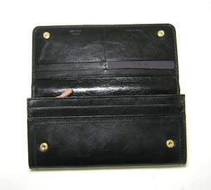 No.3 ヴィテロシャイン　二つ折長財布（ブラック）