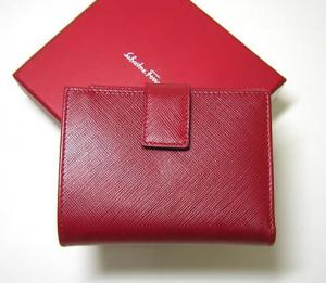 No.2 三つ開き財布（アマレーナレッド）