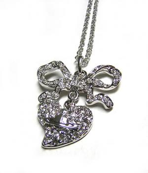  ヴィヴィアンウエストウッド ペンダント　Bow＆Heart Pendant MainPhoto