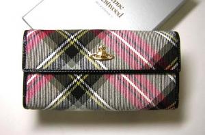  ヴィヴィアンウエストウッド 二つ折Ｗホック長財布（WINTER TARTAN／EXIBITHION NERO） MainPhoto